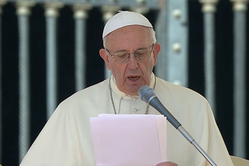 Papa comovido, reza após terremoto na Itália