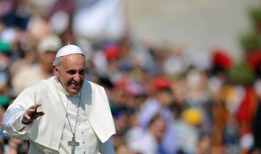 Papa Francisco envia carta aos jovens do mundo inteiro