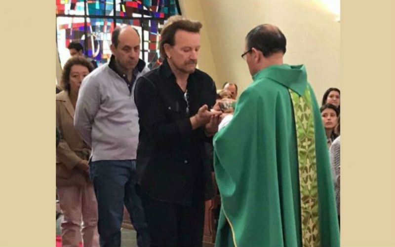 Bono Vox converteu-se ao catolicismo?