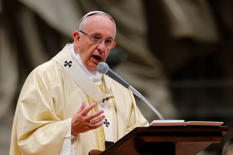 Papa Francisco nos alerta para o perigo de uma colonização ideológica e cultural