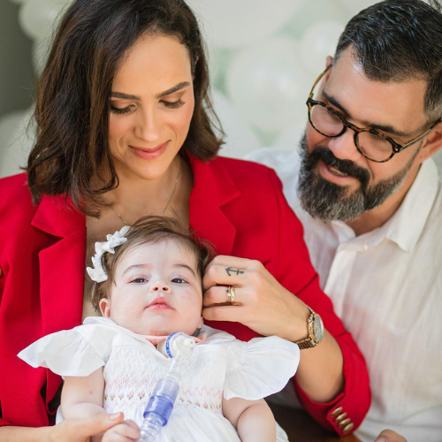 Leticia Cazarré atualiza estado de saúde da filha e comove com belo testemunho