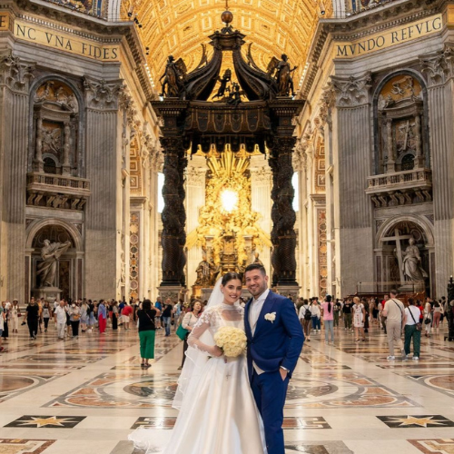 Você sabia que é possível se casar na Basílica de São Pedro? Casal brasileiro conta experiência