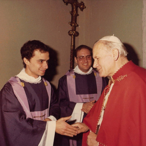 Coincidência ou Providência? Missa inaugural de Leão XIV cai no aniversário de São João Paulo II
