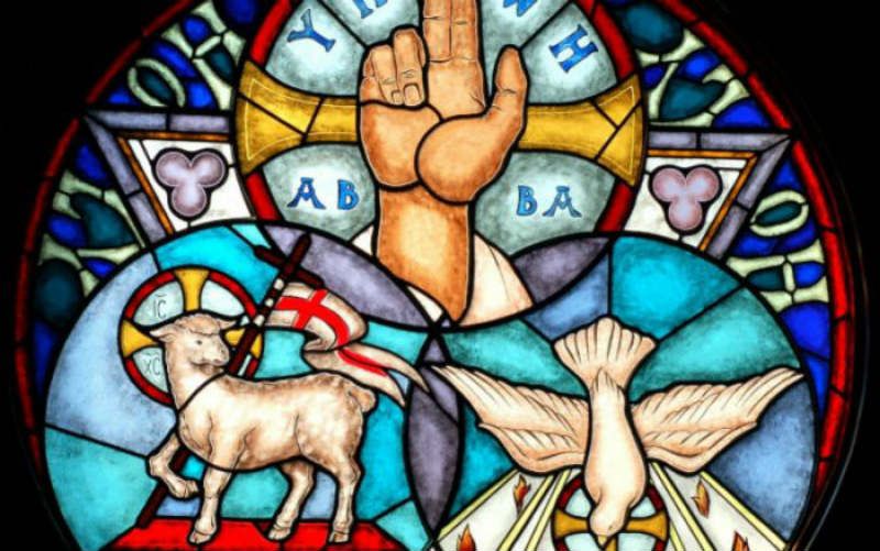 5 heresias sobre a Santíssima Trindade que devem ser evitadas