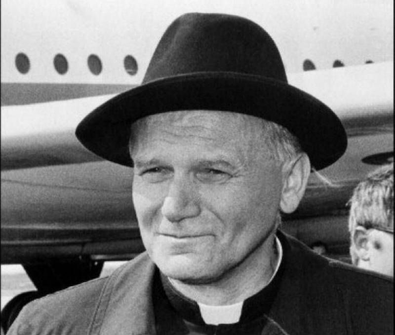 As viagens apostólicas de São João Paulo II, o Papa Peregrino