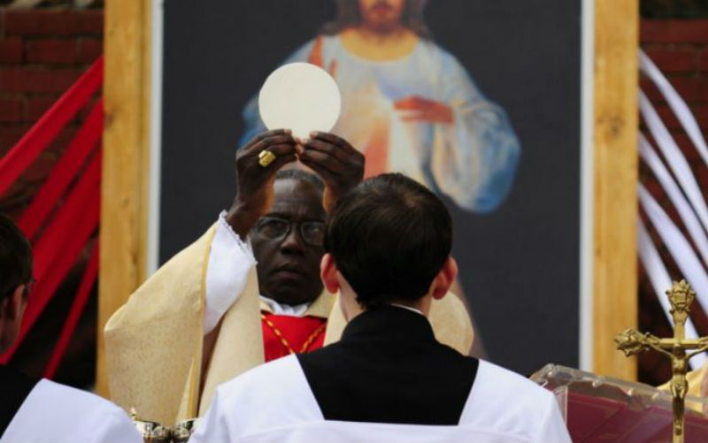Desde o Vaticano II a liturgia vive uma "crise profunda", diz Cardeal Sarah