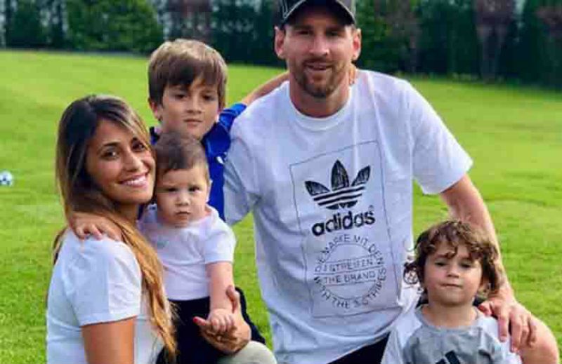 Filho de Lionel Messi é batizado na Igreja Católica