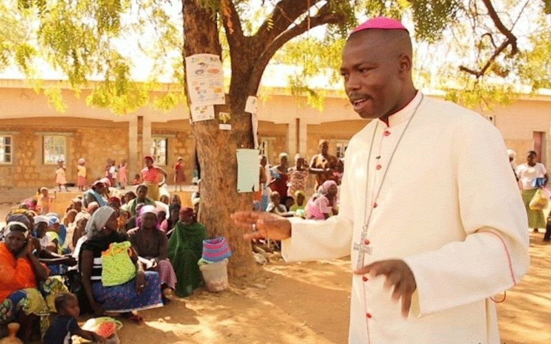 Bispo africano é premiado como "Herói da Paz" em região dominada por yihadistas