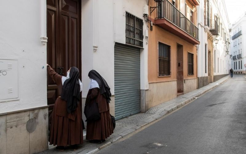 Convento entra em quarentena após 40 irmãs serem diagnosticadas com Covid-19