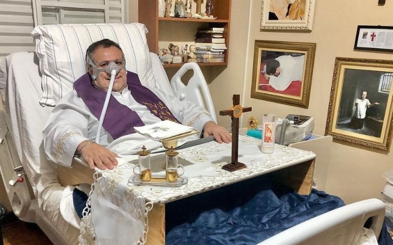 Padre Márlon Múcio é internado na UTI; família pede orações!