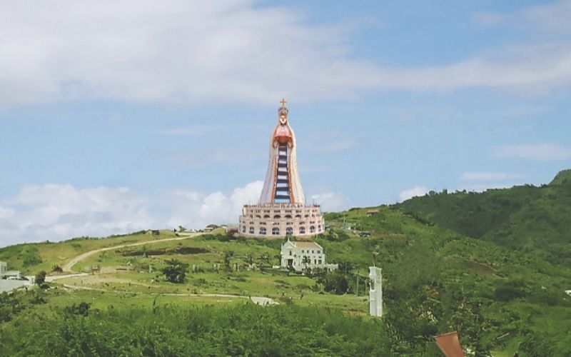 A maior estátua da Virgem Maria do mundo fica pronta!